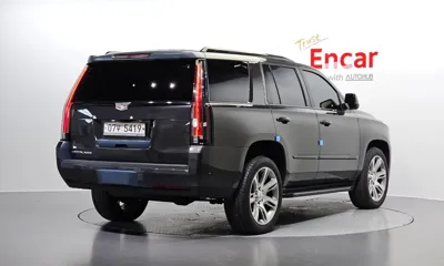 Cadillac Escalade 2018, 57372 км, за 22924.32 USD