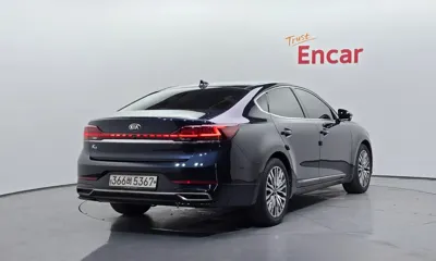 Kia K7 2020, 136290 км, за 11655.92 USD
