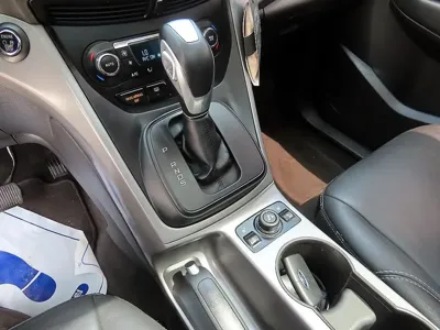 Ford Escape 2015, 125152 км, за 4297.71 USD - фото 10