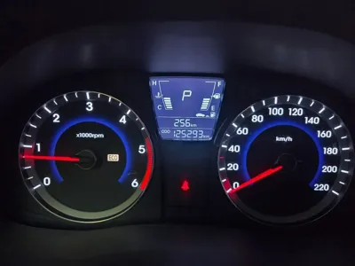 Hyundai Accent 2014, 125263 км, за 2463.76 USD - фото 12