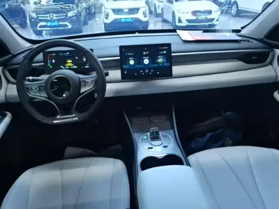 BYD Seal 05 DM-i 2025, 38300 км, за 9355.25 USD - фото 10