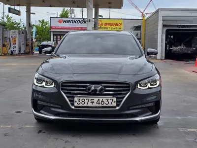 Hyundai Grandeur 2019, 118000 км, за 7605.8 USD
