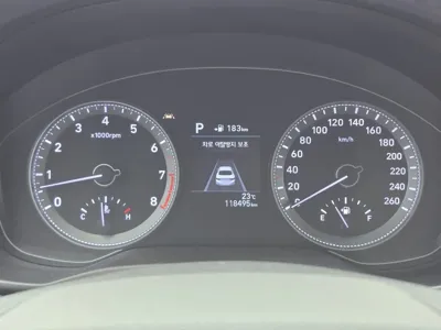 Hyundai Grandeur 2019, 118000 км, за 7605.8 USD