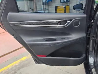 Hyundai Grandeur 2019, 118000 км, за 7605.8 USD - фото 8