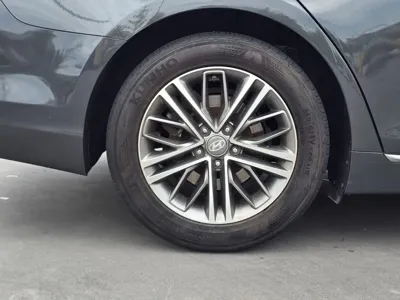 Hyundai Grandeur 2019, 118000 км, за 7605.8 USD - фото 19