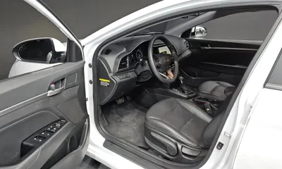 Hyundai Avante 2020, 53316 км, за 8467.9 USD - фото 10