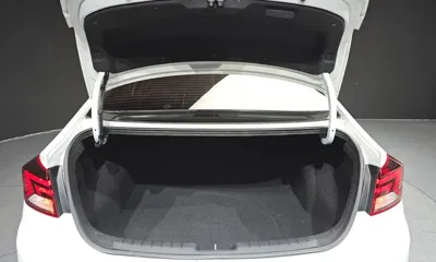 Hyundai Avante 2020, 53316 км, за 8467.9 USD - фото 20