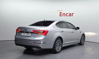 Kia K7 2013, 173349 км, за 3185.33 USD