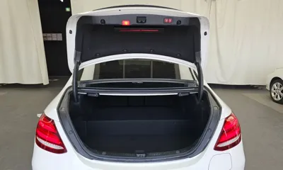 Mercedes-Benz E-Class 2019, 26614 км, за 21824.12 USD - фото 20