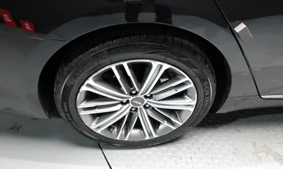Genesis G80 2017, 208979 км, за 5953.64 USD