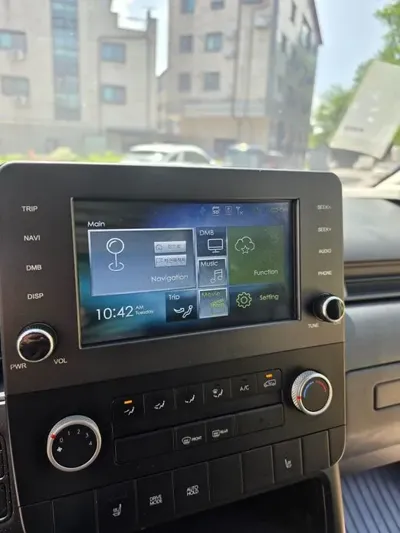 Hyundai Staria 2022, 298767 км, за 6514.66 USD