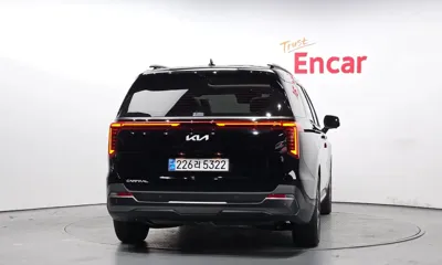 Kia Canival 2025, 3768 км, за 44039.7 USD