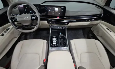 Kia Canival 2025, 3768 км, за 44039.7 USD - фото 7