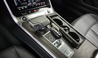 Audi A6 2022, 49483 км, за 23059.13 USD - фото 9