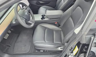 Tesla Model 3 2021, 124877 км, за 20161.3 USD - фото 32