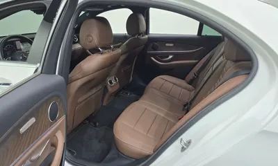 Mercedes-Benz E-Class 2022, 27086 км, за 27452.54 USD - фото 11