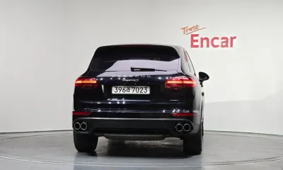 Porsche Cayenne 2015, 189752 км, за 12884.04 USD