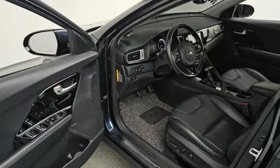 Kia Niro 2017, 104177 км, за 8467.9 USD - фото 10