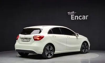 Mercedes-Benz A-Class 2018, 54787 км, за 65140.1 USD