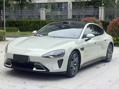 Xiaomi SU7 · 2025 год
