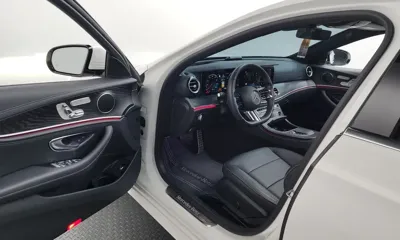 Mercedes-Benz E-Class 2021, 52099 км, за 24429.98 USD - фото 10
