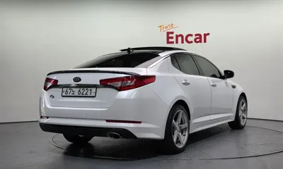 Kia K5 2013, 176254 км, за 3039.31 USD