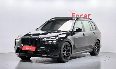 BMW X7 · 2025 год