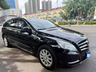 Mercedes-Benz R-Class 2017, 98000 км, за 14309.73 USD