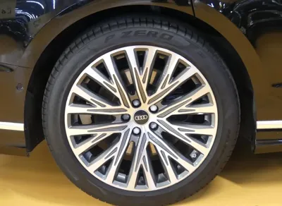 Audi A8 2022, 29000 км, за 50331.08 USD