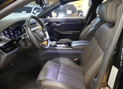 Audi A8 2022, 29000 км, за 50331.08 USD - фото 10