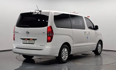 Hyundai Starex 2019, 90174 км, за 8125.85 USD