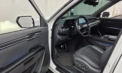 Kia EV9 2024, 86743 км, за 36694.24 USD - фото 10
