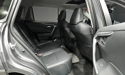 Toyota RAV4 2019, 50552 км, за 18084.85 USD - фото 12