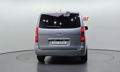 Hyundai Starex 2019, 61144 км, за 11074.92 USD