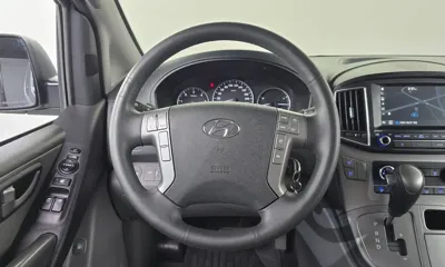 Hyundai Starex 2019, 61144 км, за 11074.92 USD - фото 14