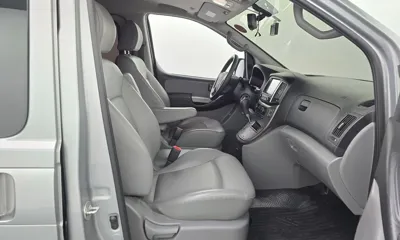 Hyundai Starex 2019, 61144 км, за 11074.92 USD - фото 26