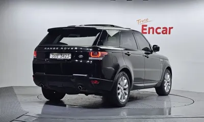 Land Rover Range Rover Sport 2015, 127713 км, за 12877.43 USD
