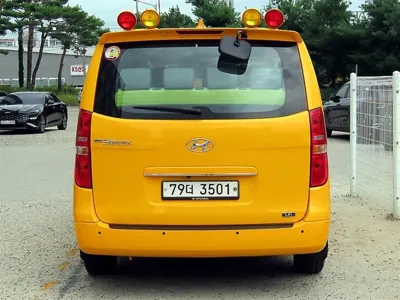 Hyundai Starex 2021, 59234 км, за 16771.76 USD