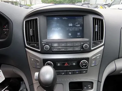 Hyundai Starex 2021, 59234 км, за 16771.76 USD - фото 14