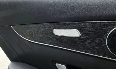 Mercedes-Benz GLC-Class 2021, 47335 км, за 24127.46 USD - фото 19