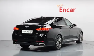 Hyundai Genesis 2016, 207121 км, за 4629.14 USD