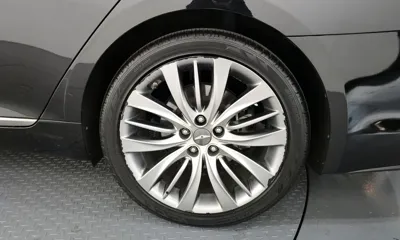 Hyundai Genesis 2016, 207121 км, за 4629.14 USD