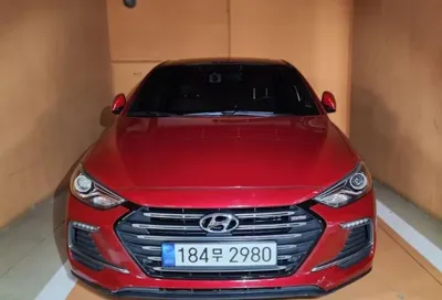 Hyundai Avante · 2018 год