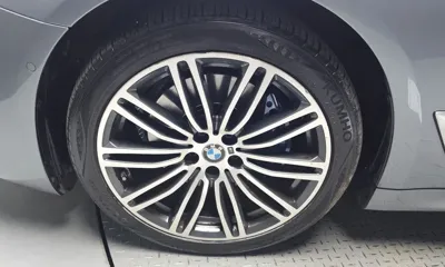 BMW 5-Series 2018, 101390 км, за 26250.49 USD