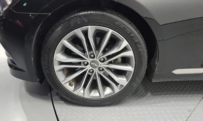 Hyundai Genesis 2016, 77307 км, за 8861.76 USD