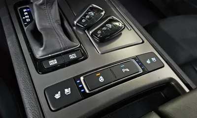 Hyundai Genesis 2016, 77307 км, за 8861.76 USD - фото 18