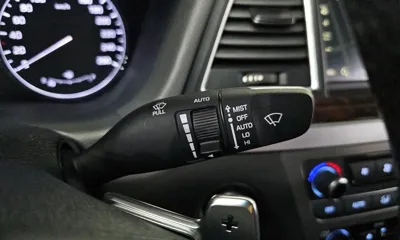 Hyundai Genesis 2016, 77307 км, за 8861.76 USD - фото 20