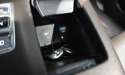 Hyundai Grandeur 2021, 106992 км, за 13205.84 USD - фото 28