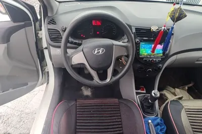 Hyundai Verna (older generation) 2016, 130600 км, за 4650 USD - фото 10