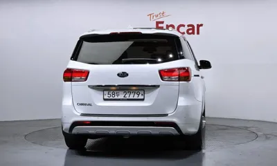 Kia Canival 2017, 153611 км, за 6937.56 USD